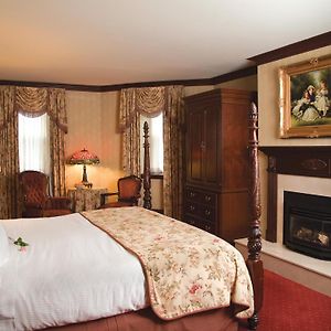 Deluxe Zimmer mit Kingsize-Bett
